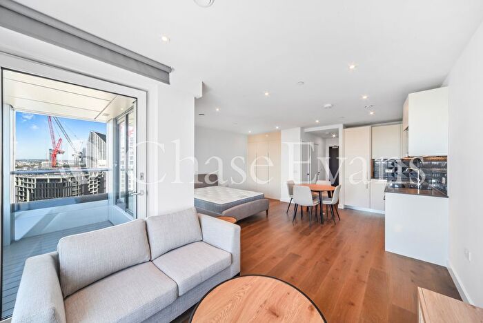 Studio To Rent In Deacon Street, Elephant Amp; Castle, London, SE17