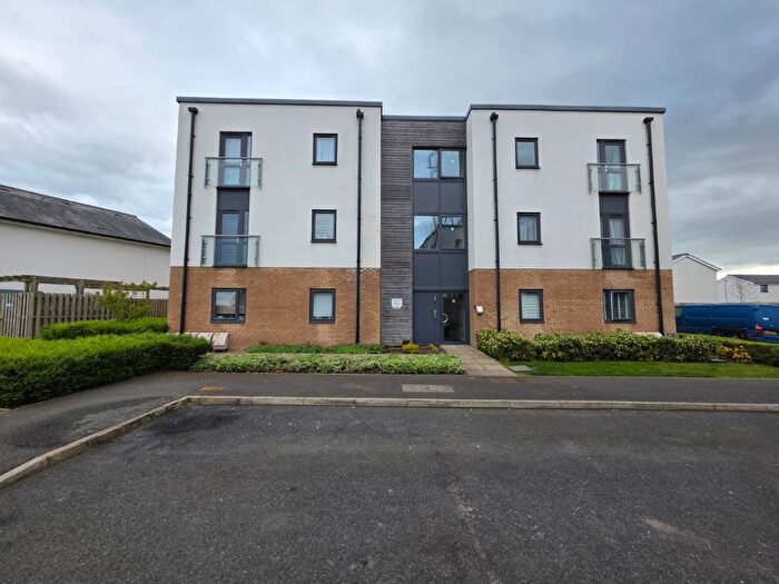 2 Bedroom Flat To Rent In James Avenue, Peterborough, PE1