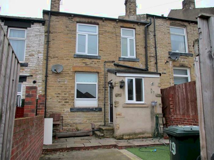 2 Bedroom Terraced House To Rent In Walkley Terrace, Heckmondwike, WF16