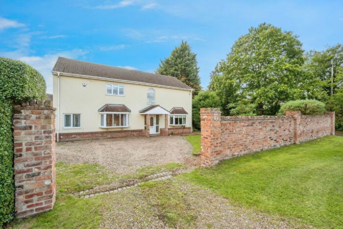 4 Bedroom Detached House For Sale In Old Epworth Road East, Hatfield, Doncaster, South Yorkshire, DN7