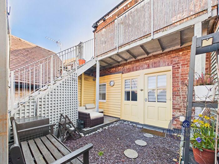 1 Bedroom Flat To Rent In Tolsey Lane, Tewkesbury, GL20