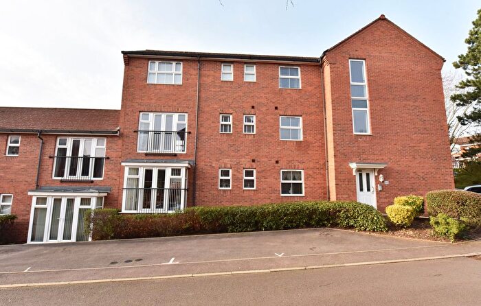2 Bedroom Flat For Sale In Wordsley, Smalman Close, DY8