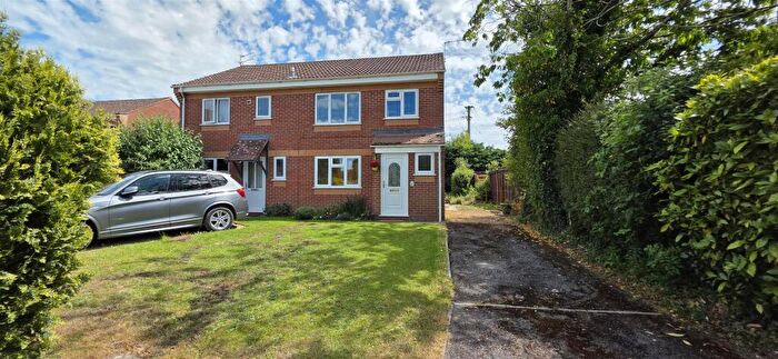 3 Bedroom Semi-Detached House For Sale In Foxley Fields, Urchfont, Devizes, SN10