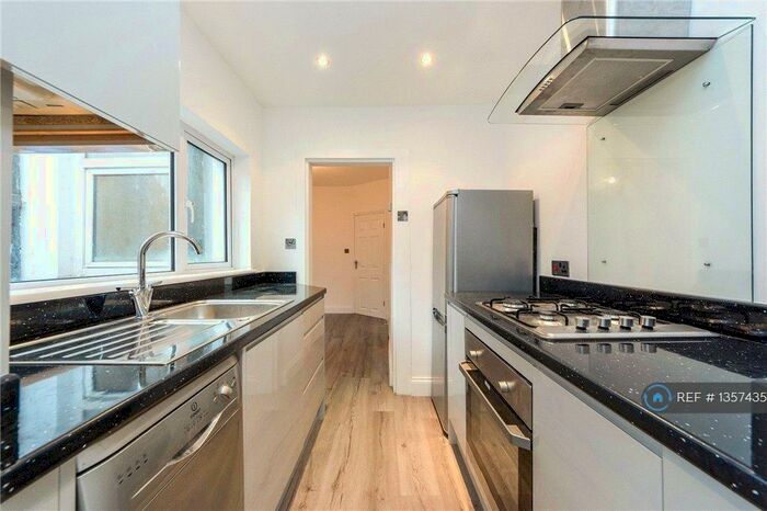 2 Bedroom Terraced House To Rent In Grafton Street, Blackpool, FY1