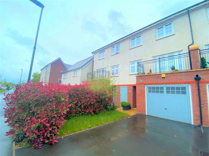 4 Bedroom Terraced House For Sale In Homington Avenue, Badbury Park, Swindon, SN3