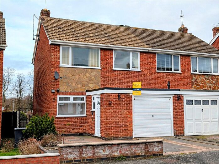 3 Bedroom Semi Detached House For Sale In Beverley Close, Thurmaston, Leicester, Leicestershire, LE4