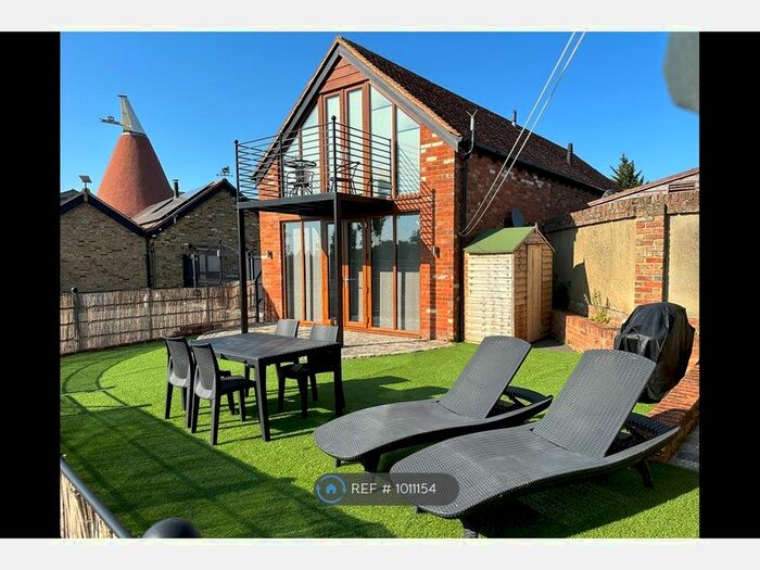 2 Bedroom Semi-Detached House To Rent In Longfield Road, Meopham, DA13