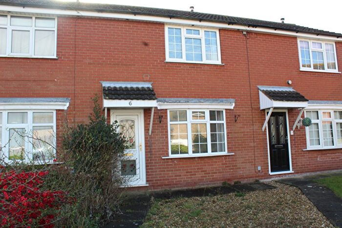 2 Bedroom Terraced House To Rent In Southwell Court, Grimsby, DN41