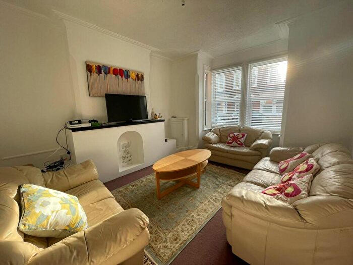 4 Bedroom House To Rent In Hardwick Grove, West Bridgford, NG2