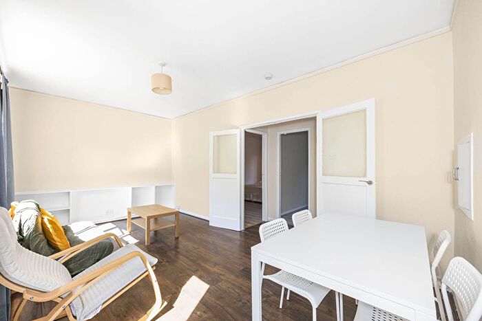 2 Bedroom Flat To Rent In Keats House, Pimlico, SW1V