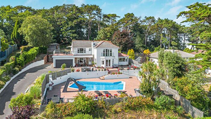 4 Bedroom Detached House For Sale In Lydwell Road, Torquay, Devon, TQ1