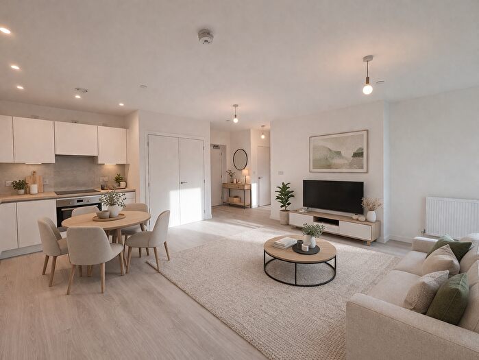 2 Bedroom Flat To Rent In East Acton Lane, London, W3