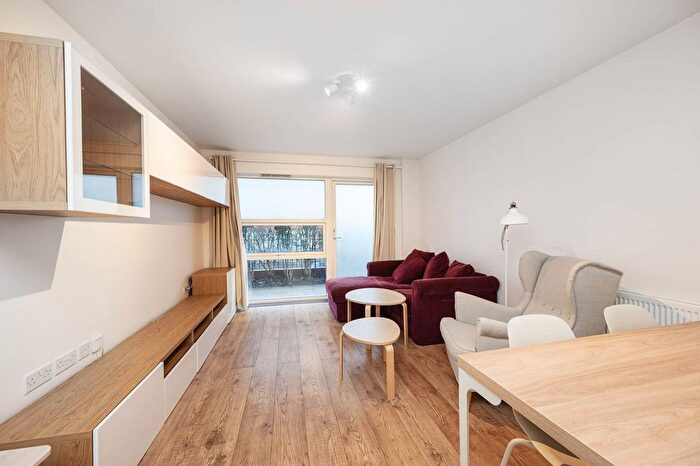 2 Bedroom Flat To Rent In Geoff Cade Way, Bow, London, E3