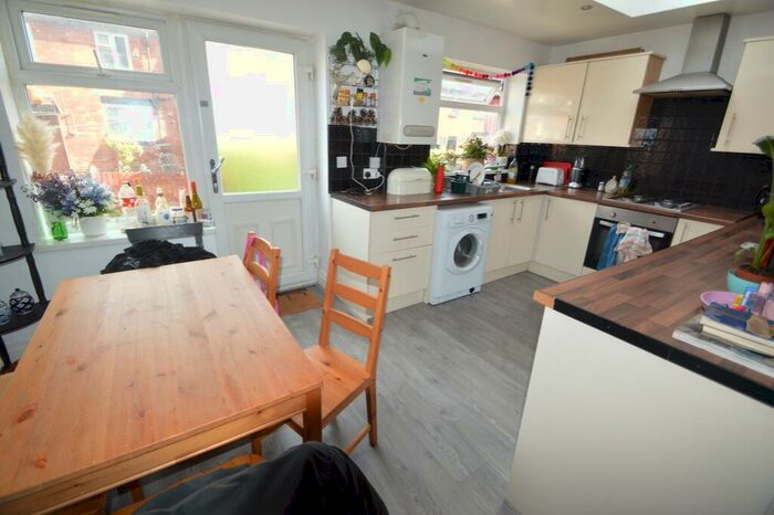 3 Bedroom House To Rent In Mayville Terrace, Leeds, West Yorkshire, LS6