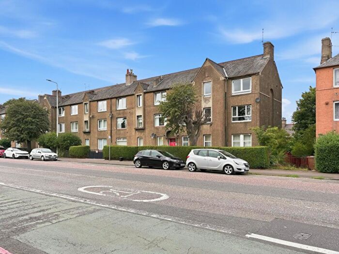 2 Bedroom Flat For Sale In / Hutchison Cottages, Slateford, Edinburgh, EH14