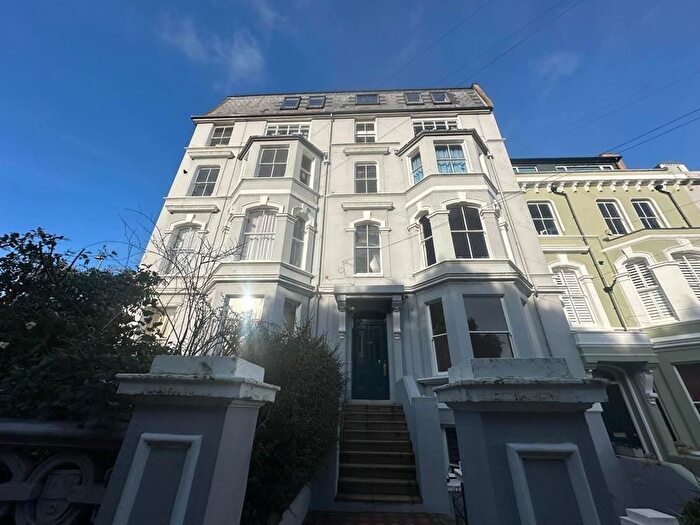 2 Bedroom Flat To Rent In Anglesea Terrace, St Leonards On Sea, East Sussex, TN38