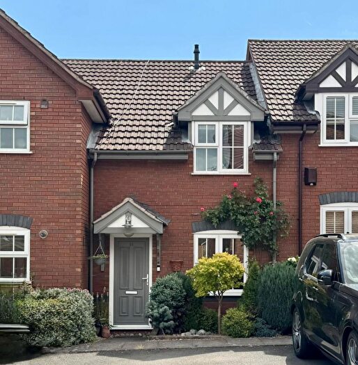 2 Bedroom Terraced House For Sale In Wavytree Close, Warwick, CV34