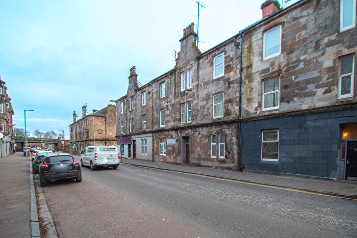 1 Bedroom Flat To Rent In Glasgow Road, Dumbarton, G82