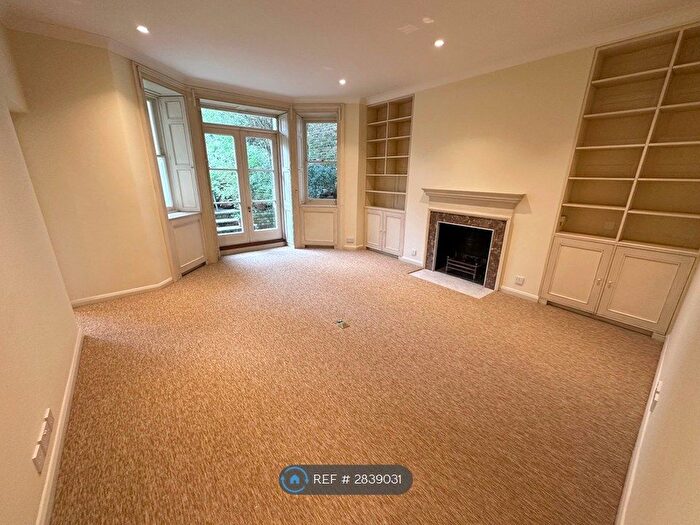 3 Bedroom Flat To Rent In Holland Park, London, W11