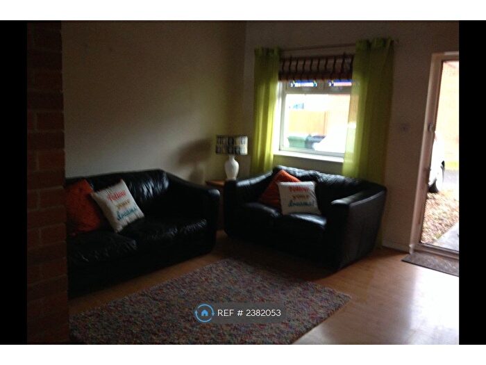 1 Bedroom Semi-Detached House To Rent In Saltney, Chester, CH4