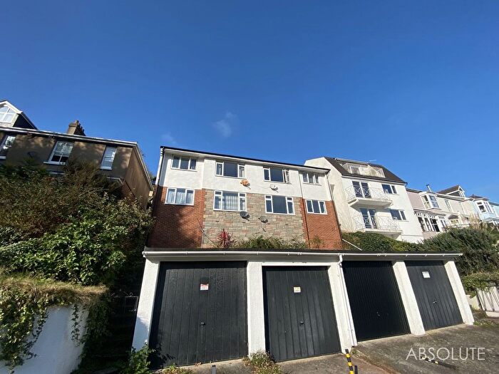 2 Bedroom Flat To Rent In Victoria Road, Victoria Court Victoria Road, TQ6