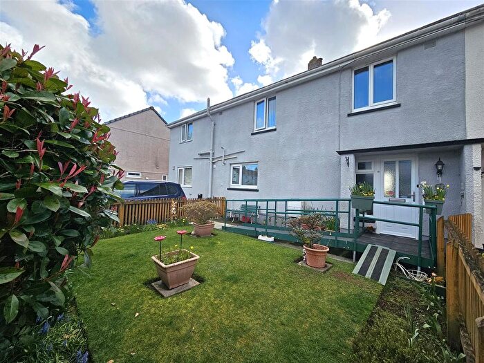 4 Bedroom End Terrace House For Sale In Plym Crescent, Tavistock, PL19