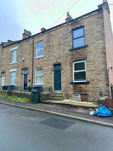3 Bedroom Terraced House To Rent In Ashwood Street, Bradford, West Yorkshire, BD4