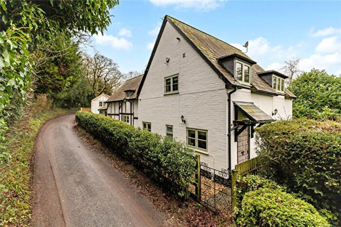 4 Bedroom Detached House For Sale In Weston Patrick, Basingstoke, Hampshire, RG25