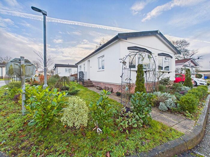 2 Bedroom Park Home For Sale In Shepherds Grove Park, Stanton, IP31