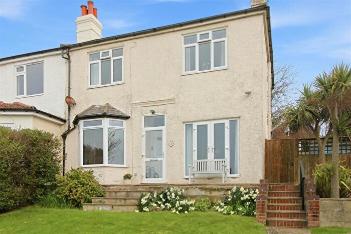 3 Bedroom End Of Terrace House For Sale In Claremont Road, Newhaven, BN9