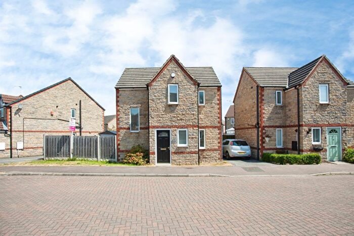 3 Bedroom Detached House For Sale In Euston Way, Dinnington, Sheffield, S25