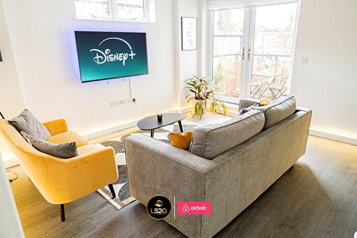 1 Bedroom Flat To Rent In Greenwich Peninsula, SE10