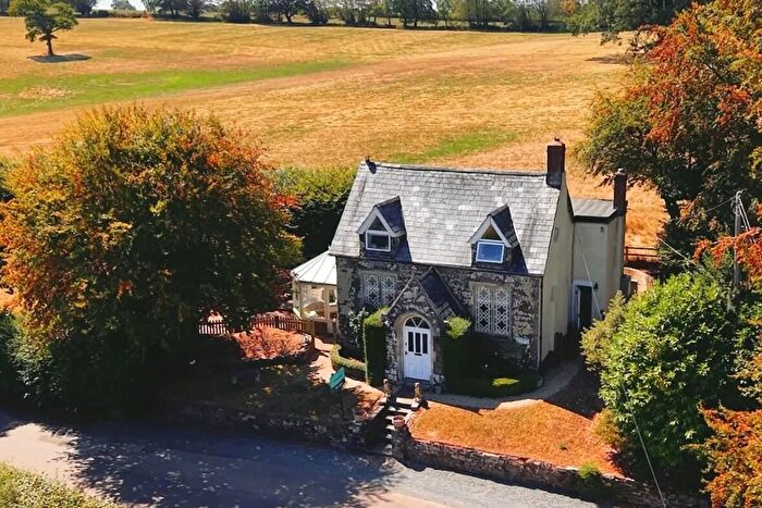 4 Bedroom Detached House For Sale In Cruwys Morchard, Pennymoor, Tiverton, EX16