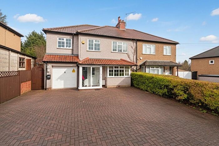4 Bedroom Semi Detached House For Sale In Hillingdon Avenue, Sevenoaks, TN13