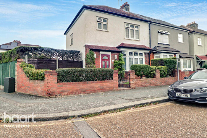 3 Bedroom Semi-Detached House For Sale In Cambeys Road, Dagenham, RM10