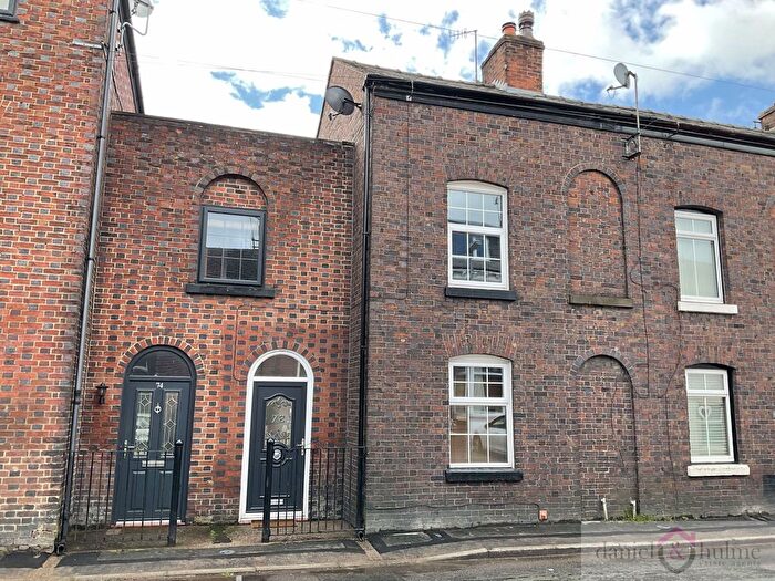3 Bedroom Town House To Rent In Fountain Street, Leek, Staffordshire, ST13