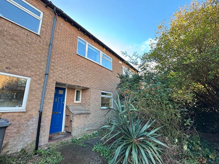 3 Bedroom Terraced House To Rent In Scotland Road, Cambridge, CB4