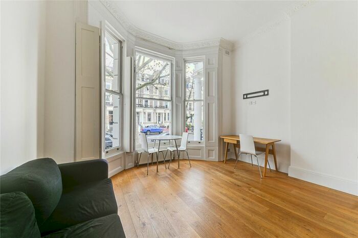 2 Bedroom Flat To Rent In Sutherland Avenue, Maida Vale, London, W9