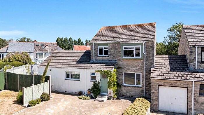 4 Bedroom Property For Sale In Newton Manor Close, Swanage, BH19