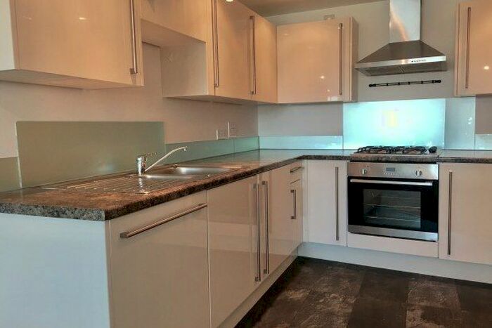 1 Bedroom Flat To Rent In The Crescent, Plymouth, PL1