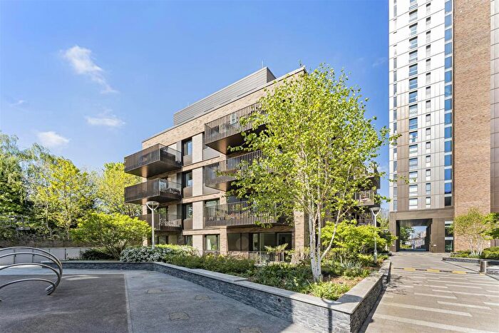 2 Bedroom Flat For Sale In Fettle Court, New Cross, SE14
