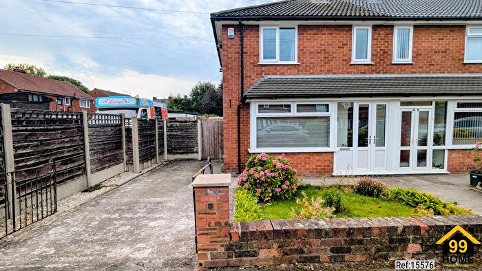 2 Bedroom Semi-Detached House To Rent In Kingston Road, Failsworth, Manchester, Greater, M35