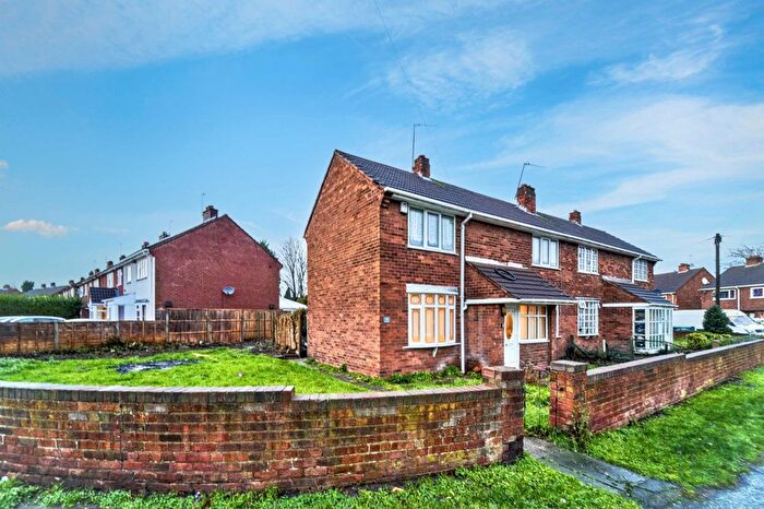 3 Bedroom Semi Detached House For Sale In , Oval Road, Tipton, DY4