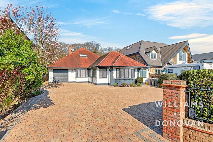 4 Bedroom Detached Bungalow For Sale In Shipwrights Drive, Thundersley, SS7