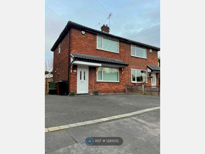 2 Bedroom Semi-Detached House To Rent In Colwyn Road, Cheadle Hulme, Cheadle SK8