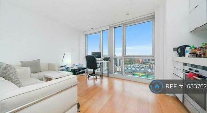 Studio To Rent In Ontario Tower, London, E14