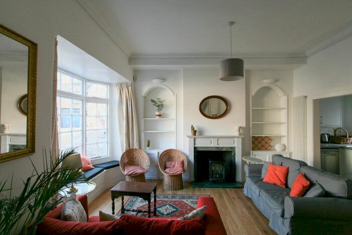 2 Bedroom Mews To Rent In Randolph Lane, West End, Edinburgh, EH3