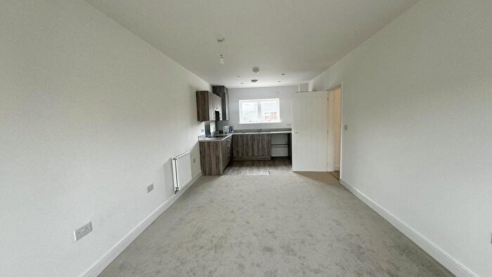 2 Bedroom Flat To Rent In Cherry Orchard, DA10