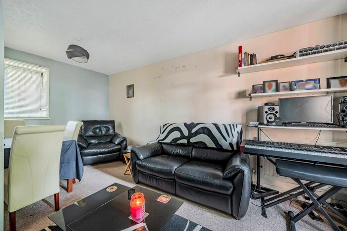 1 Bedroom Flat To Rent In Duppas Hill Lane, Croydon, CR0