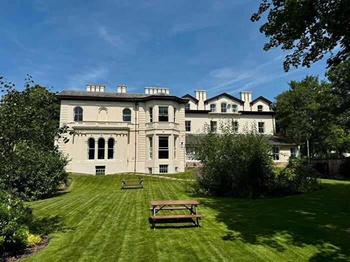 1 Bedroom Flat To Rent In Flat, Daisy Bank Road, Manchester, M14
